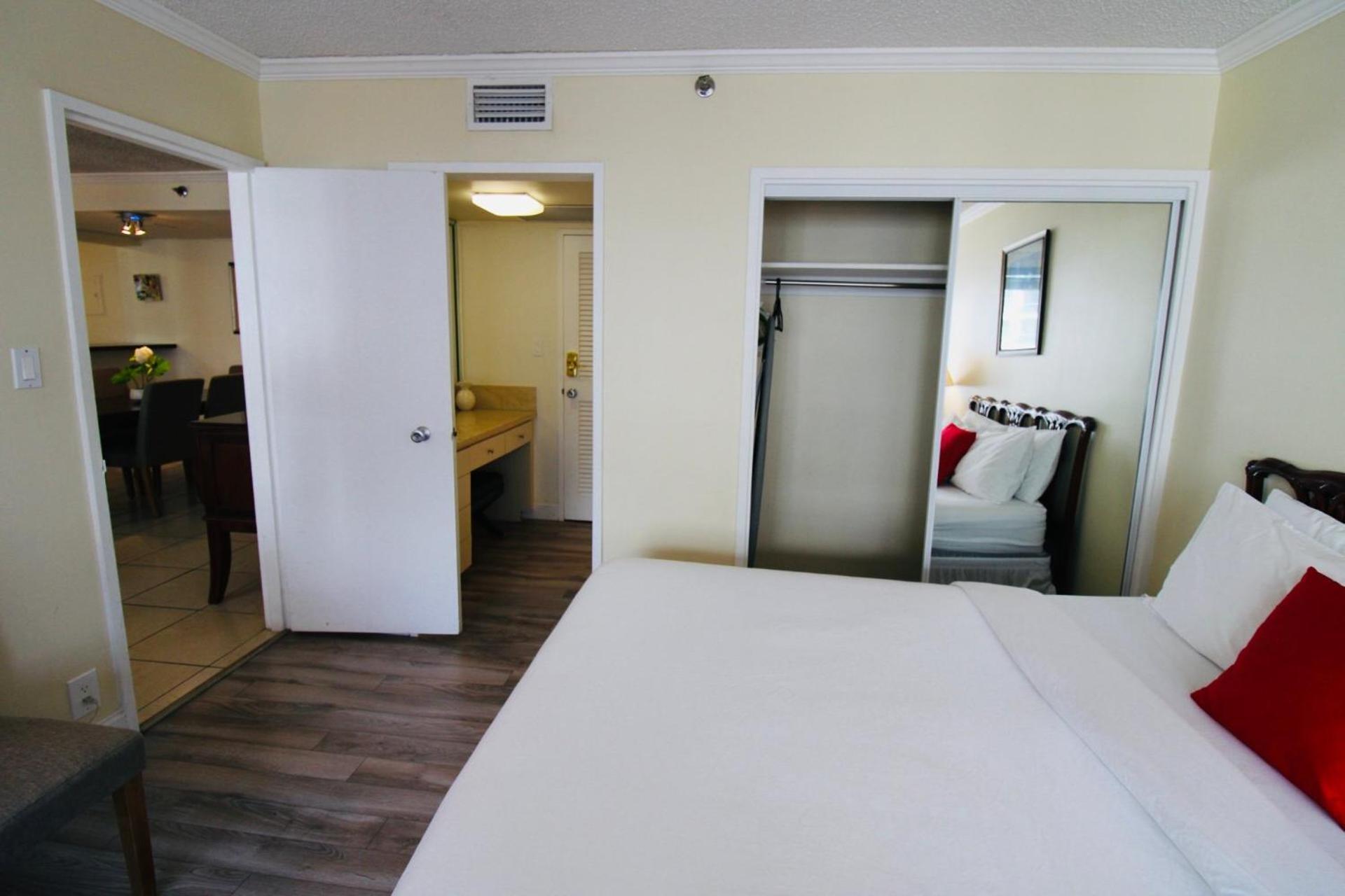 Alexander 1211 Beachfront Condo With Direct Beach Access, 2 Pools, Sauna, Gym Miami Beach Buitenkant foto