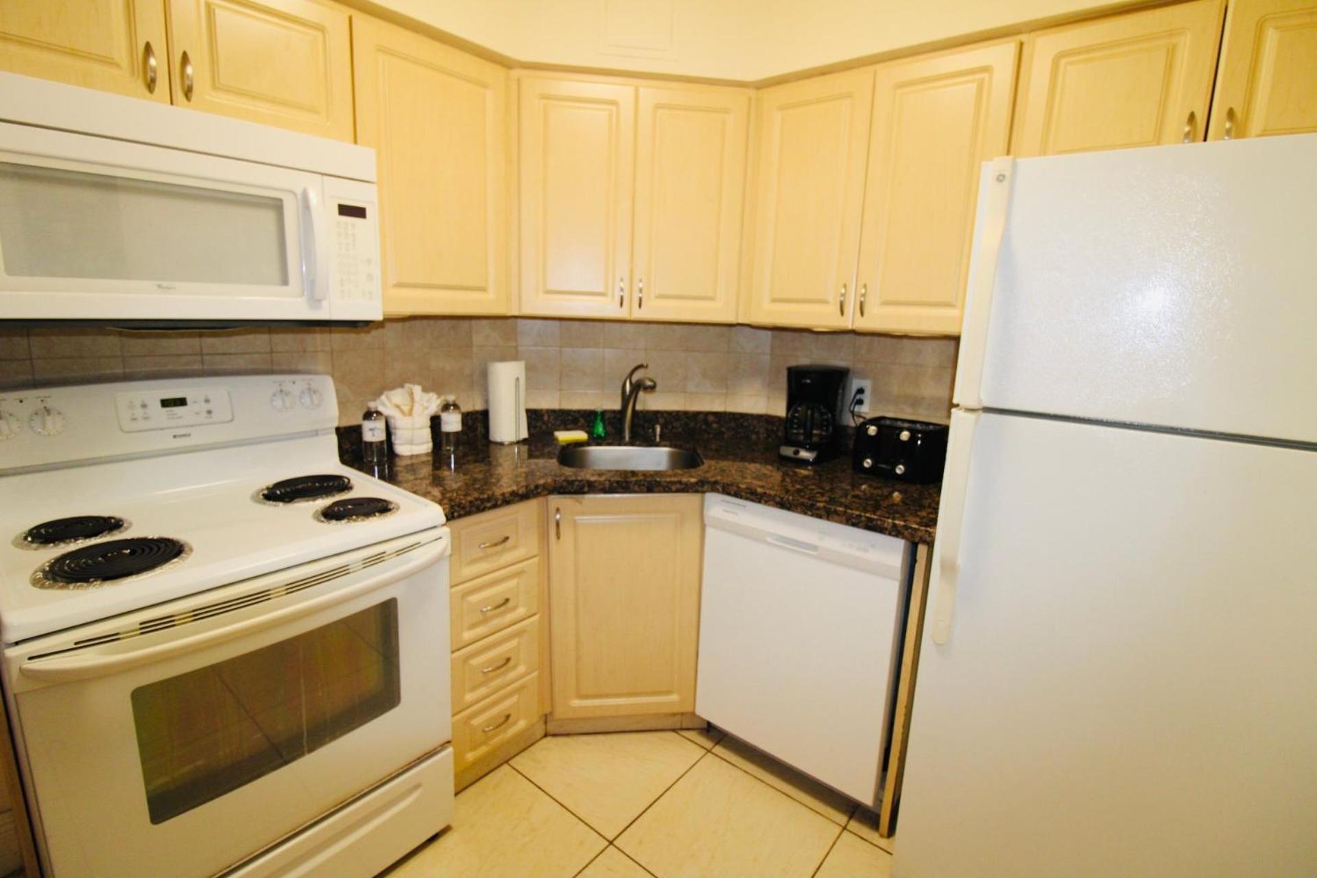 Alexander 1211 Beachfront Condo With Direct Beach Access, 2 Pools, Sauna, Gym Miami Beach Buitenkant foto